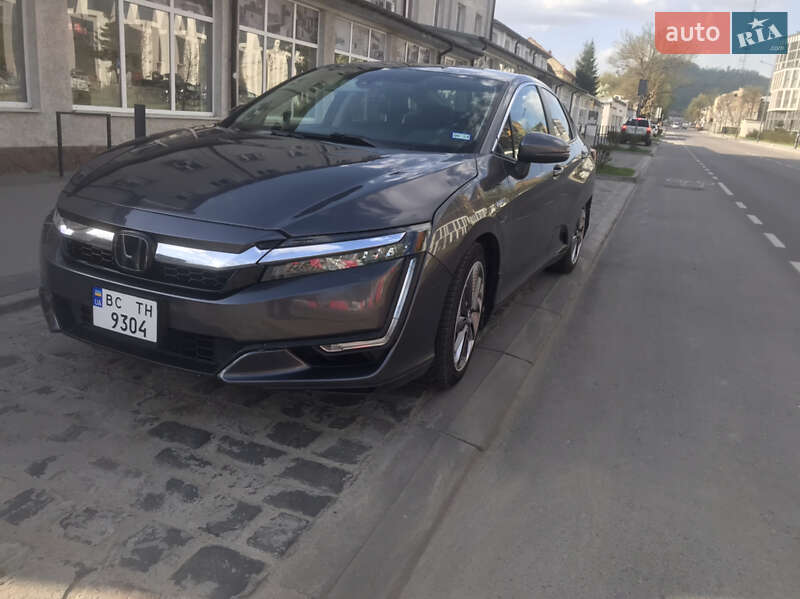 Седан Honda Clarity 2017 в Львове