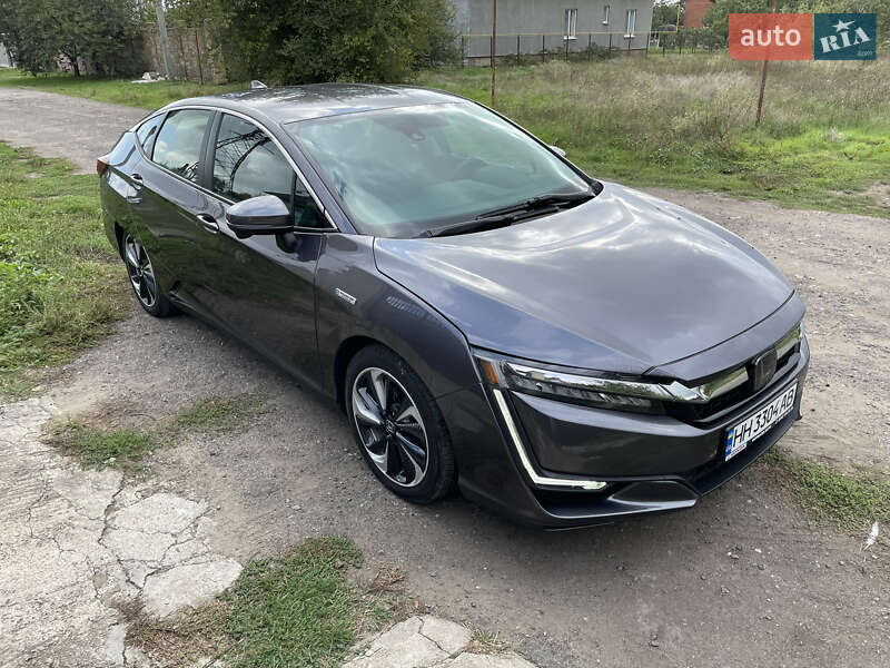 Седан Honda Clarity 2018 в Одессе Седан Honda Clarity 2018 в Одессе
