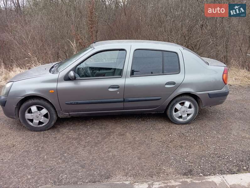 Седан Renault Clio Symbol 2002 в Ивано-Франковске