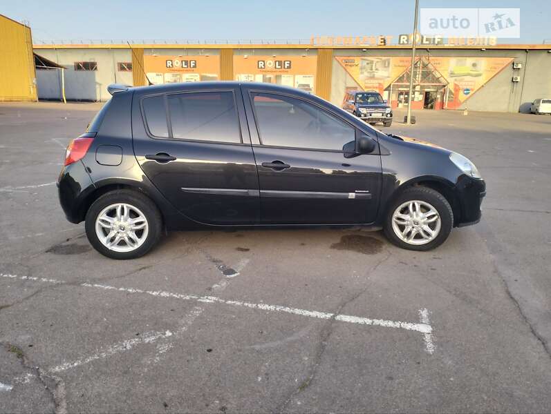 Хэтчбек Renault Clio 2007 в Житомире