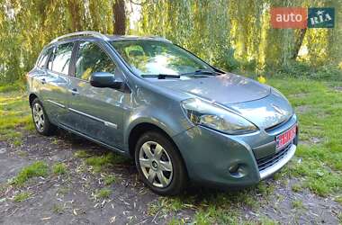 Універсал Renault Clio 2010 в Рівному