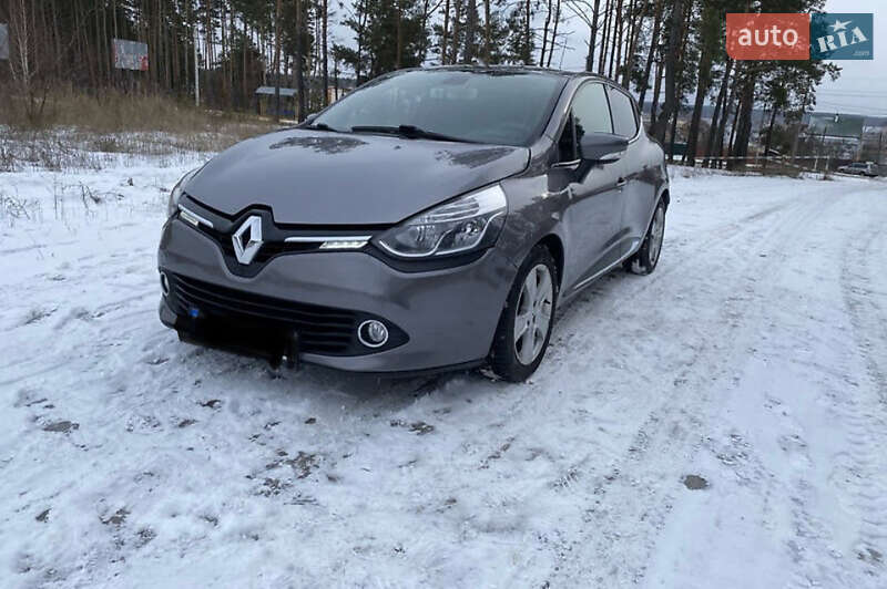 Хэтчбек Renault Clio 2015 в Буче Хэтчбек Renault Clio 2015 в Буче