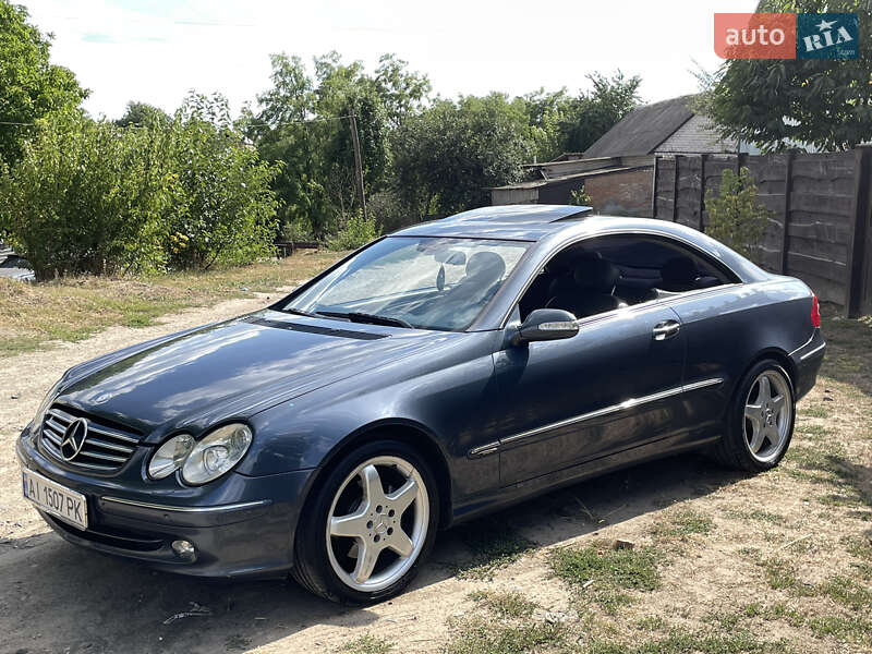 Купе Mercedes-Benz CLK-Class 2003 в Звенигородці