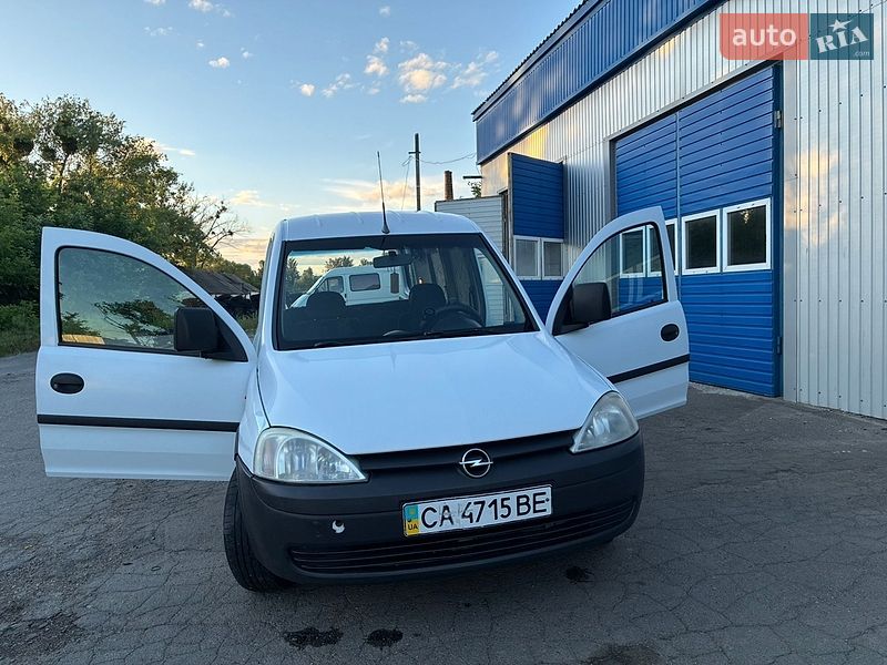 Минивэн Opel Combo 2005 в Звенигородке Минивэн Opel Combo 2005 в Звенигородке
