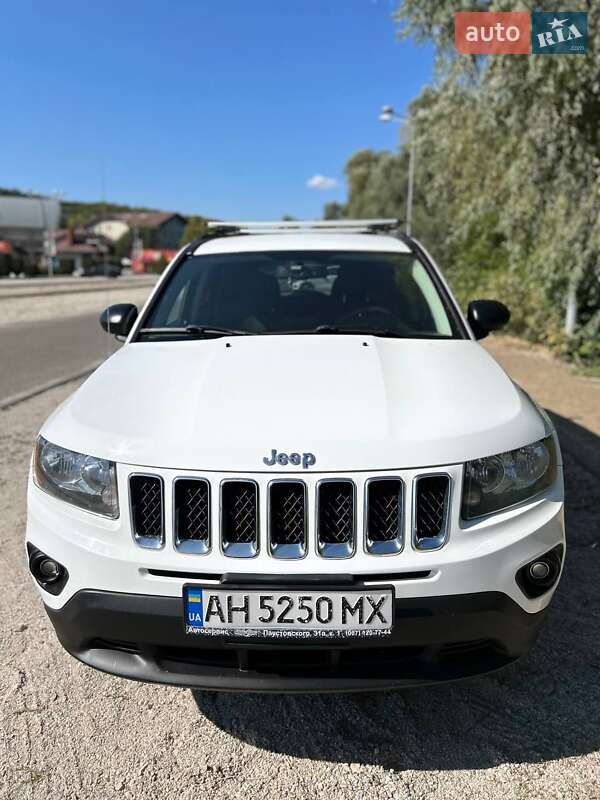 Внедорожник / Кроссовер Jeep Compass 2016 в Днепре