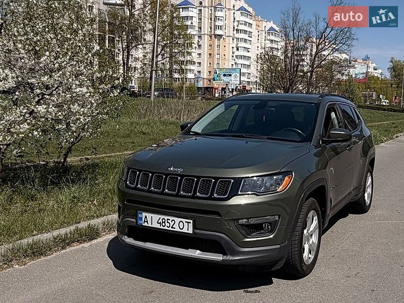 Внедорожник / Кроссовер Jeep Compass 2017 в Буче Внедорожник / Кроссовер Jeep Compass 2017 в Буче