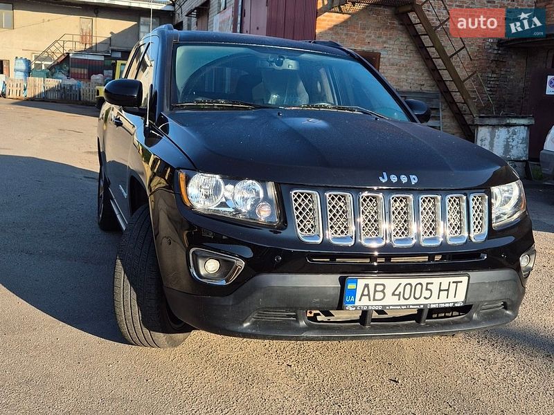 Внедорожник / Кроссовер Jeep Compass 2016 в Виннице