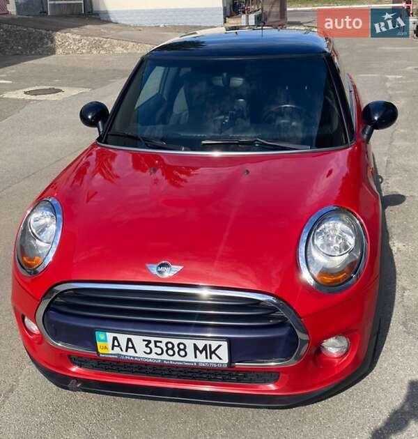 Хэтчбек MINI Cooper 2016 в Киеве