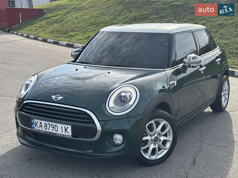 Хэтчбек MINI Cooper 2018 в Киеве
