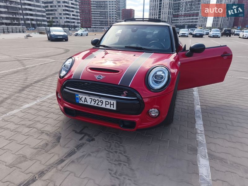 Хэтчбек MINI Cooper 2018 в Киеве