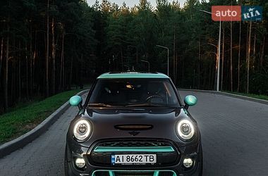 Хетчбек MINI Cooper 2015 в Вишгороді Хетчбек MINI Cooper 2015 в Вишгороді