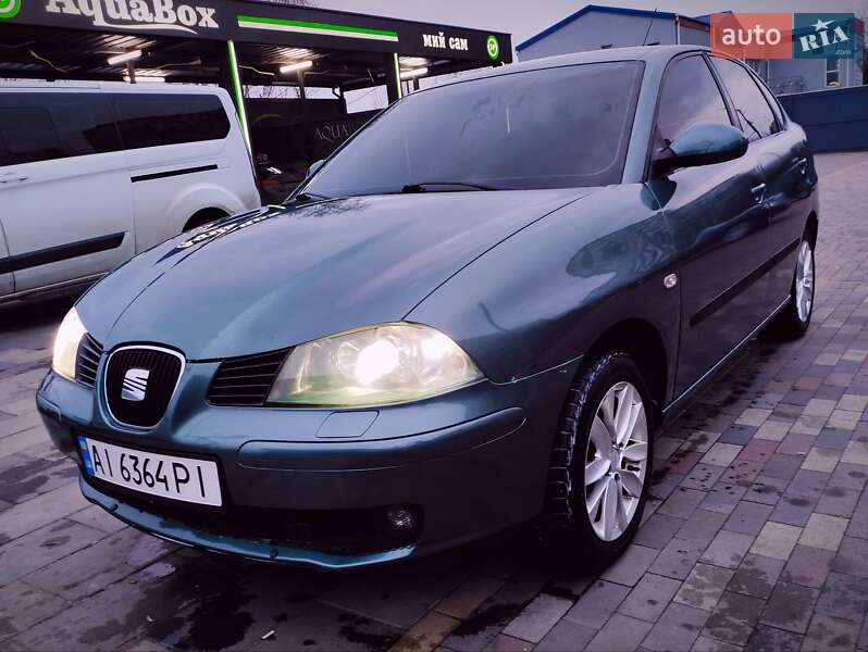 Седан SEAT Cordoba 2004 в Белой Церкви