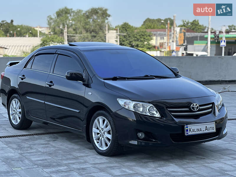 Седан Toyota Corolla 2009 в Днепре