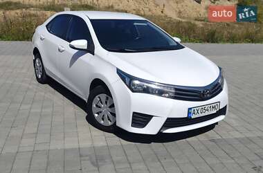 Седан Toyota Corolla 2016 в Хмельницькому