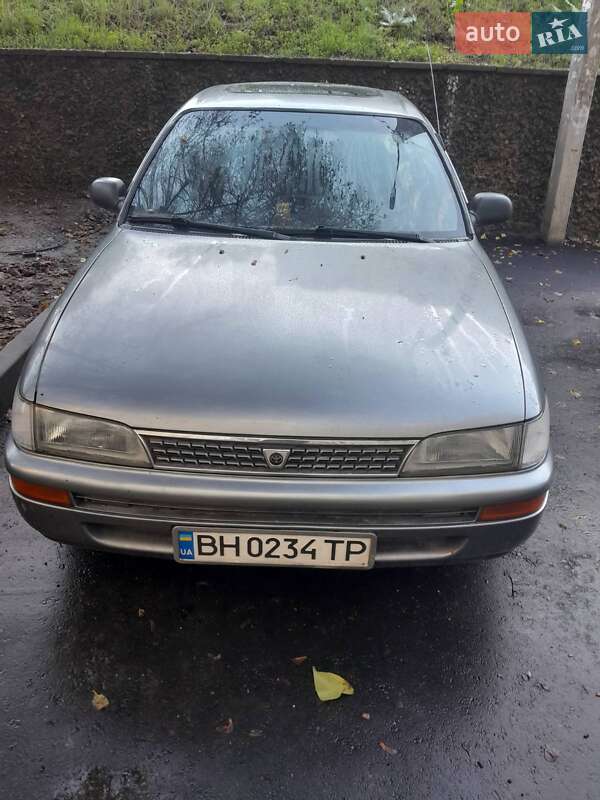 Седан Toyota Corolla 1994 в Одессе