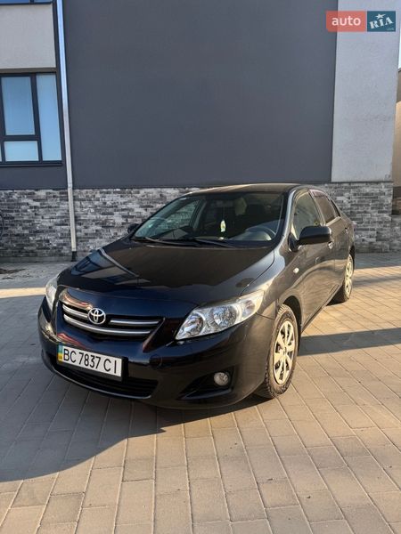 Седан Toyota Corolla 2008 в Львове Седан Toyota Corolla 2008 в Львове