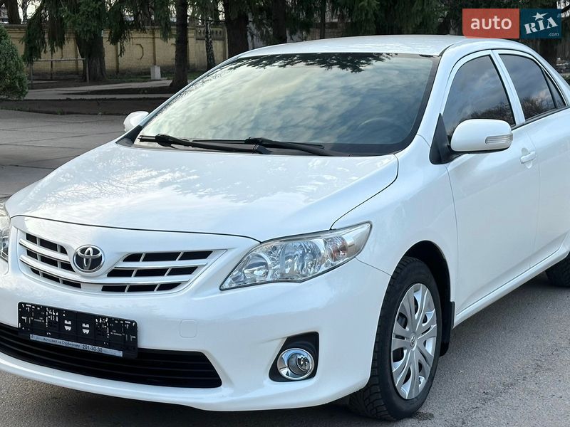 Седан Toyota Corolla 2012 в Желтых Водах Седан Toyota Corolla 2012 в Желтых Водах