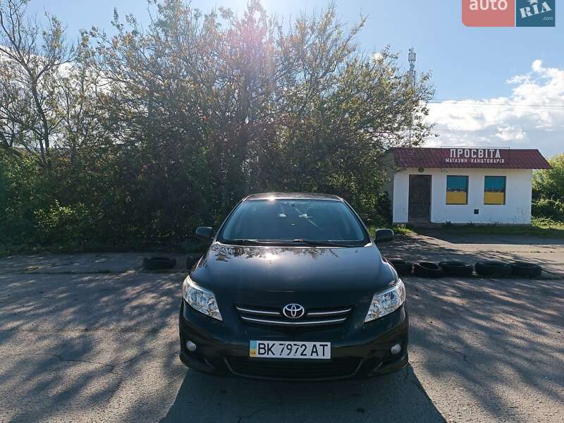 Седан Toyota Corolla 2008 в Прилуках Седан Toyota Corolla 2008 в Прилуках