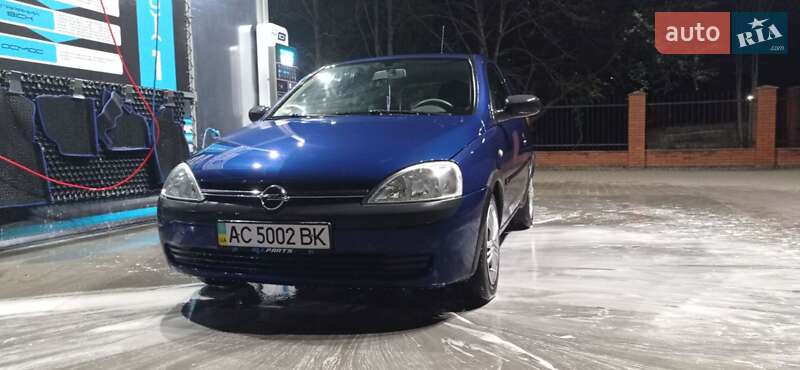 Хэтчбек Opel Corsa 2003 в Луцке