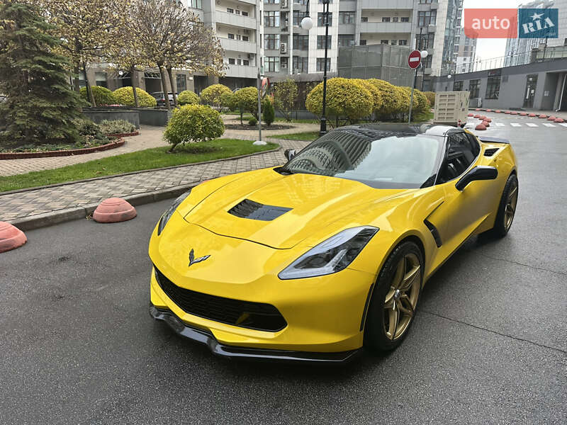 Купе Chevrolet Corvette 2015 в Киеве