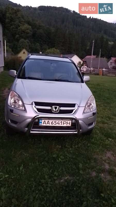 Позашляховик / Кросовер Honda CR-V 2004 в Києві