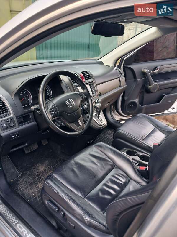 Внедорожник / Кроссовер Honda CR-V 2011 в Великой Багачке