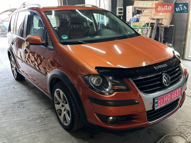 Минивэн Volkswagen Cross Touran 2007 в Киеве