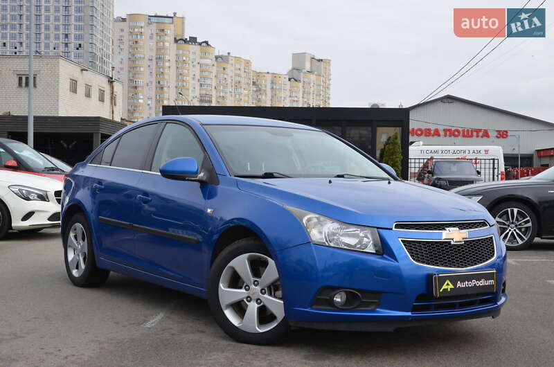 Седан Chevrolet Cruze 2011 в Киеве