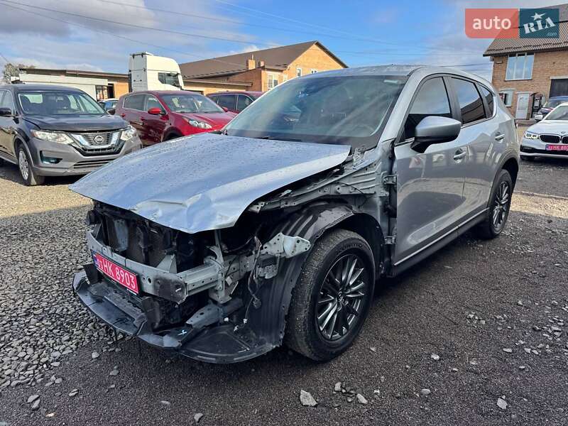 Внедорожник / Кроссовер Mazda CX-5 2017 в Луцке