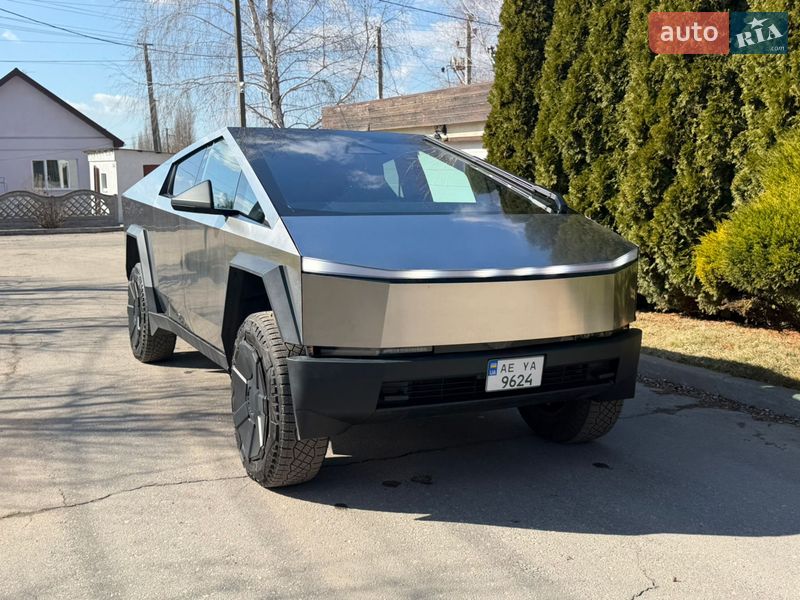 Пикап Tesla Cybertruck 2024 в Днепре