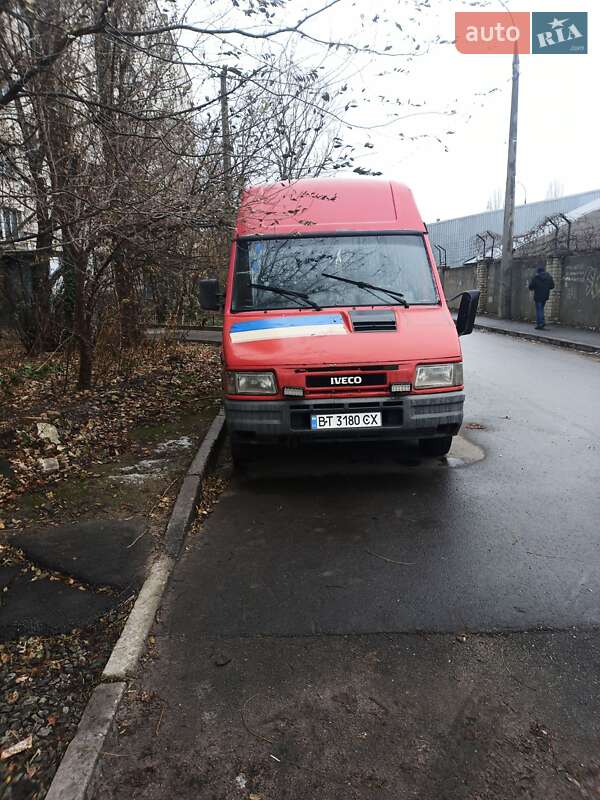 Приміський автобус Iveco Daily 2000 в Херсоні