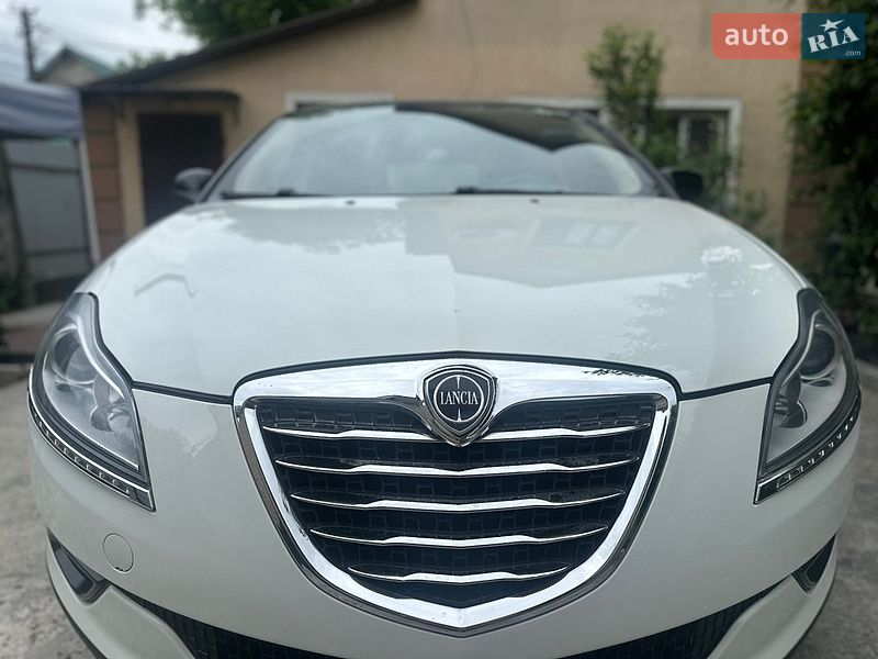 Хэтчбек Lancia Delta 2012 в Киеве