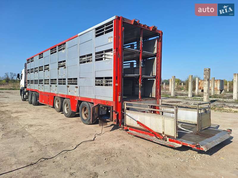 Для перевозки животных - полуприцеп Jumbo DO 240 Z3 1995 в Днепре