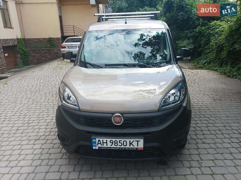 Минивэн Fiat Doblo 2018 в Ужгороде