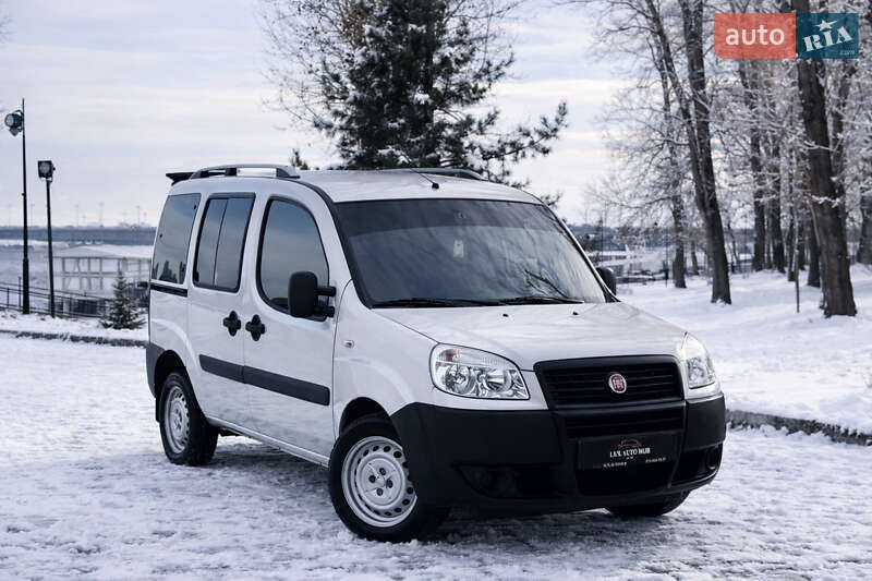 Грузопассажирский фургон Fiat Doblo 2014 в Киеве Грузопассажирский фургон Fiat Doblo 2014 в Киеве