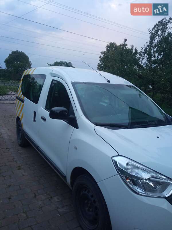 Минивэн Renault Dokker 2020 в Остроге