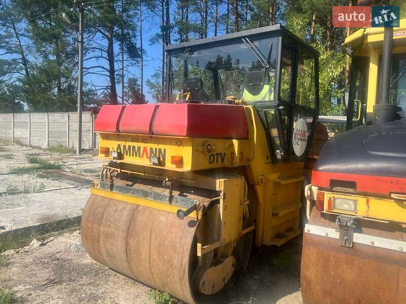 Дорожній каток Ammann DTV 1992 в Києві