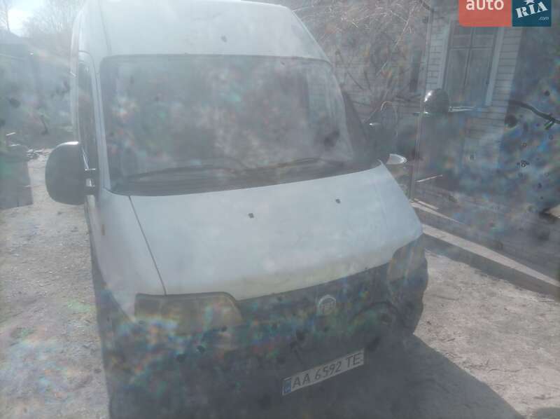 Грузовой фургон Fiat Ducato 2005 в Глухове
