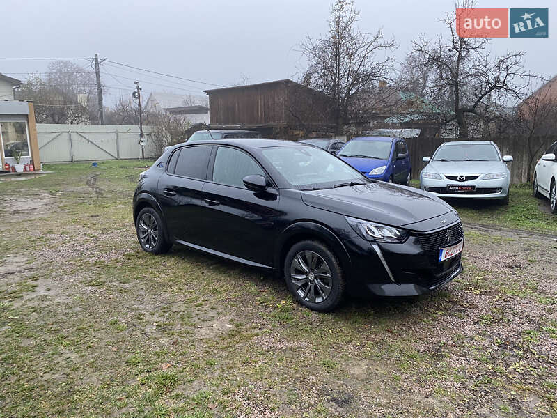 Хетчбек Peugeot e-208 2021 в Києві