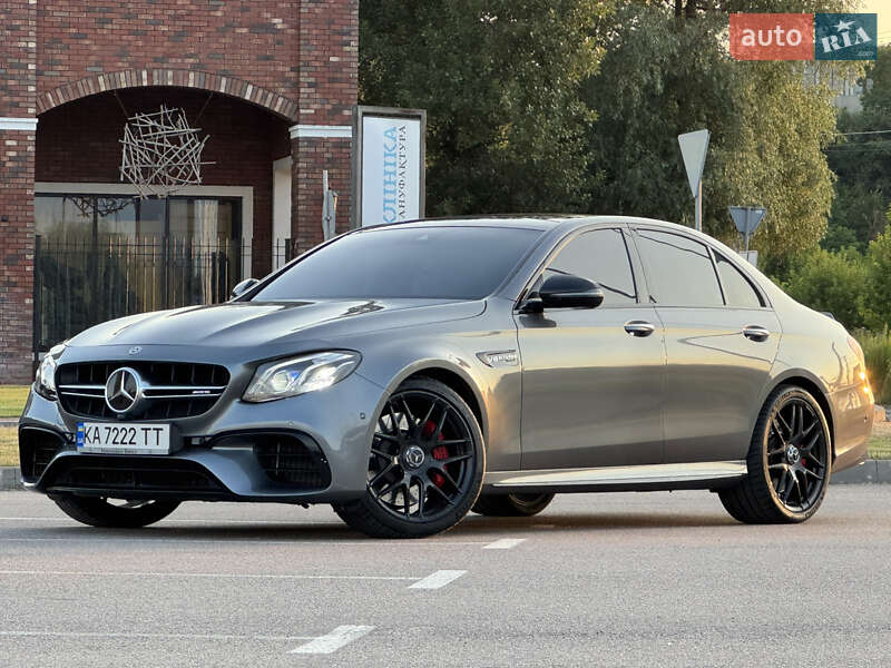 Седан Mercedes-Benz E-Class 2017 в Киеве