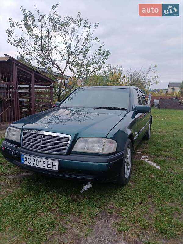Седан Mercedes-Benz E-Class 1996 в Луцьку
