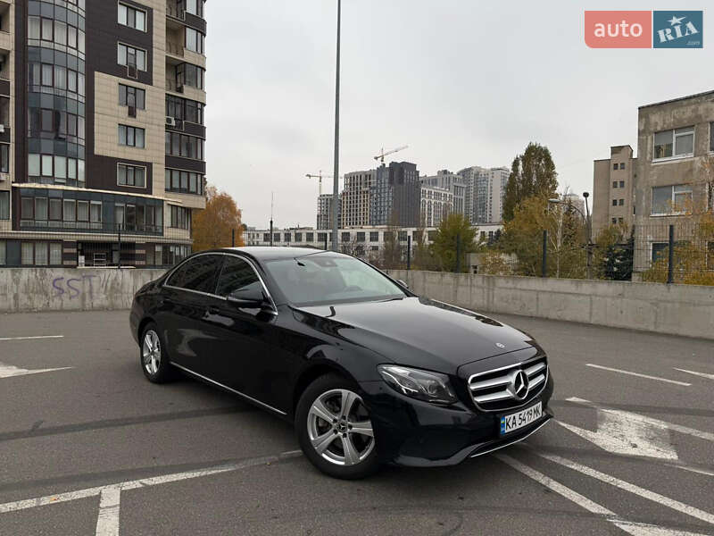 Седан Mercedes-Benz E-Class 2018 в Киеве