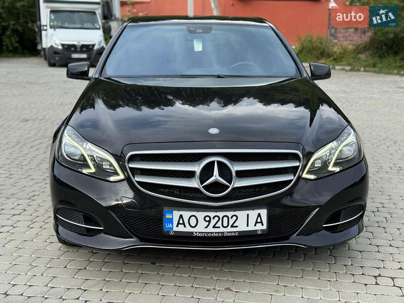 Седан Mercedes-Benz E-Class 2013 в Межгорье