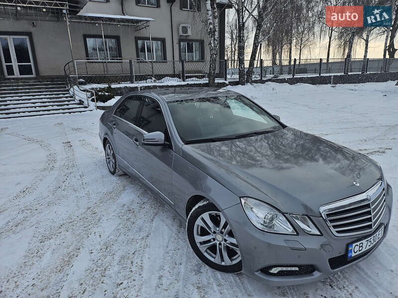 Седан Mercedes-Benz E-Class 2010 в Нежине Седан Mercedes-Benz E-Class 2010 в Нежине