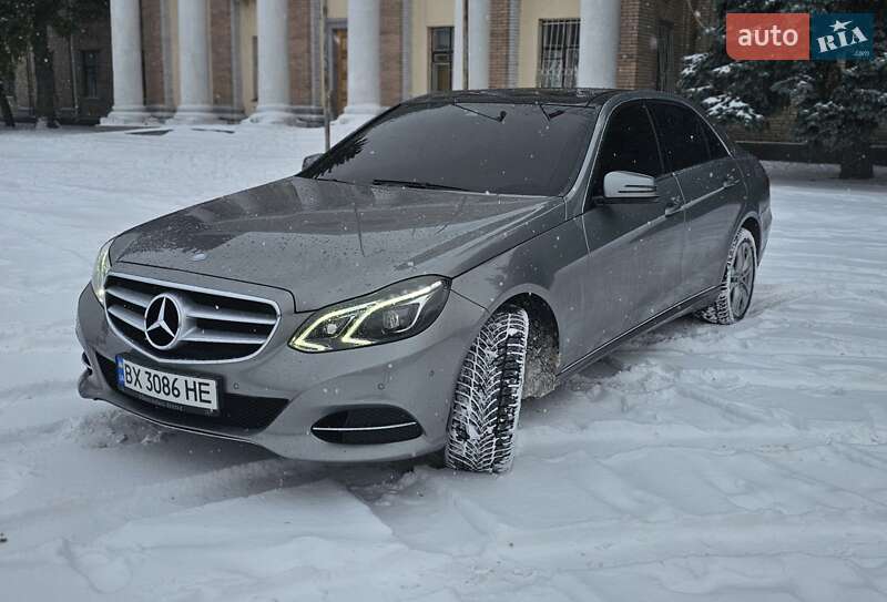 Седан Mercedes-Benz E-Class 2013 в Переяславе