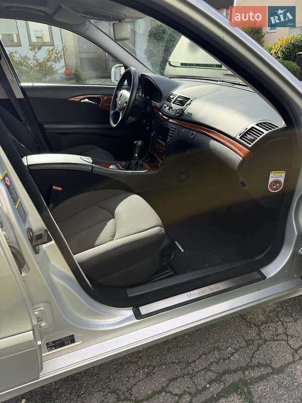 Универсал Mercedes-Benz E-Class 2008 в Львове Универсал Mercedes-Benz E-Class 2008 в Львове