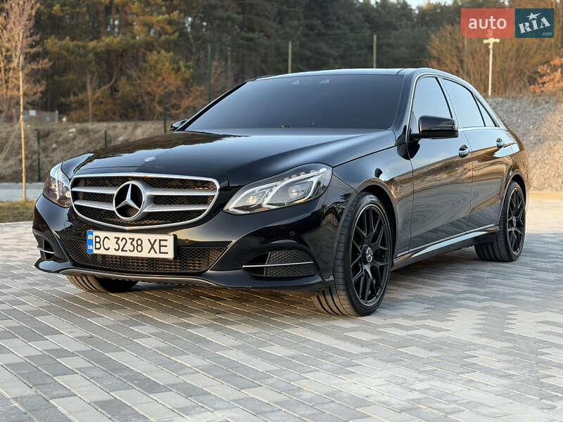 Седан Mercedes-Benz E-Class 2014 в Львове Седан Mercedes-Benz E-Class 2014 в Львове