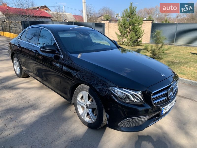 Седан Mercedes-Benz E-Class 2020 в Хмельницком