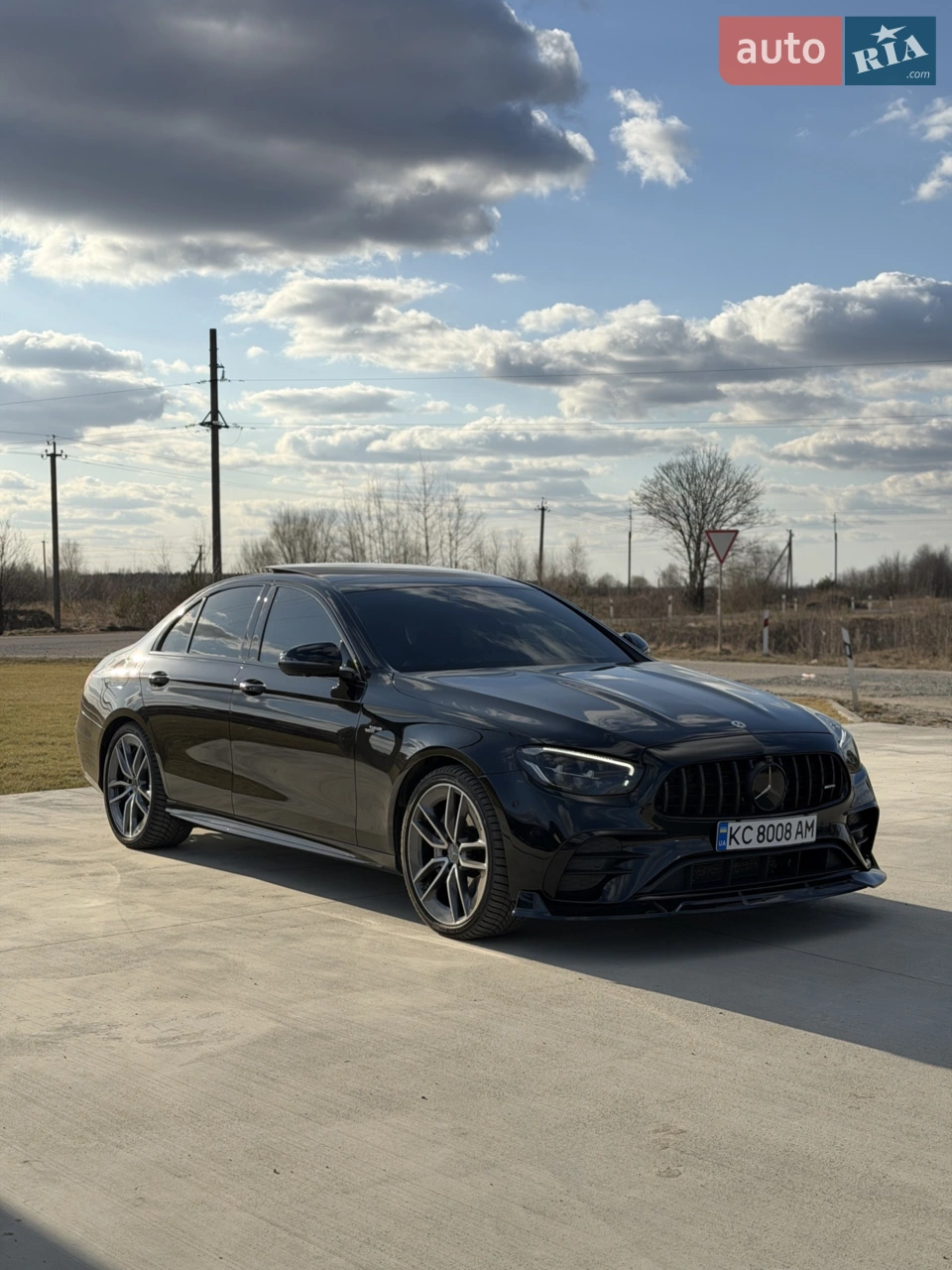 Mercedes-Benz E-Class 2022 photo 4