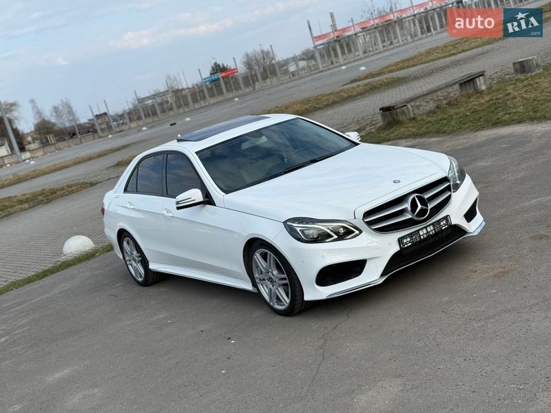 Седан Mercedes-Benz E-Class 2015 в Львове